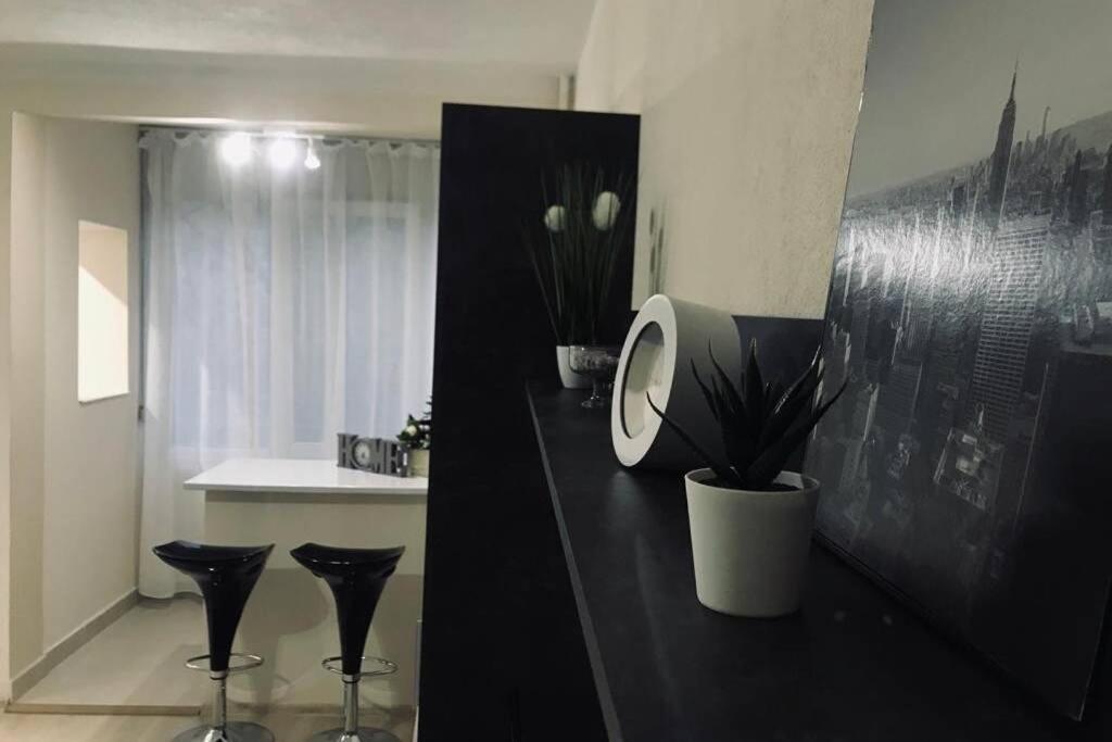 Reeas Apartament Timişoara Exteriör bild